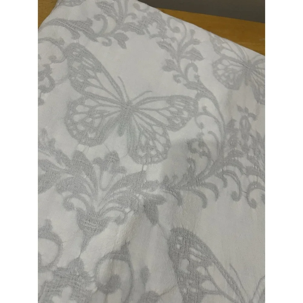 Shabby Chic Butterfly‎ Gray White 72x72